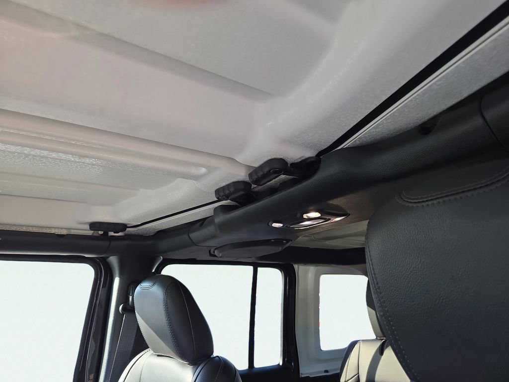 Used 2022 Jeep Wrangler Unlimited Rubicon image 19