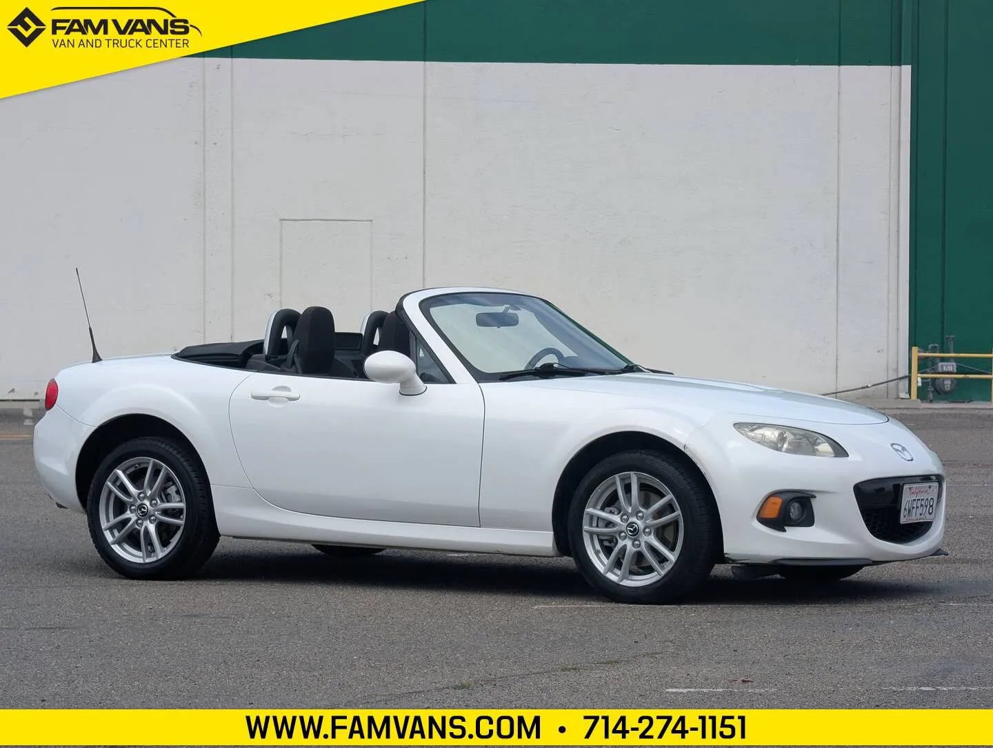 Used 2013 MAZDA MX-5 Miata Sport RWD image 1