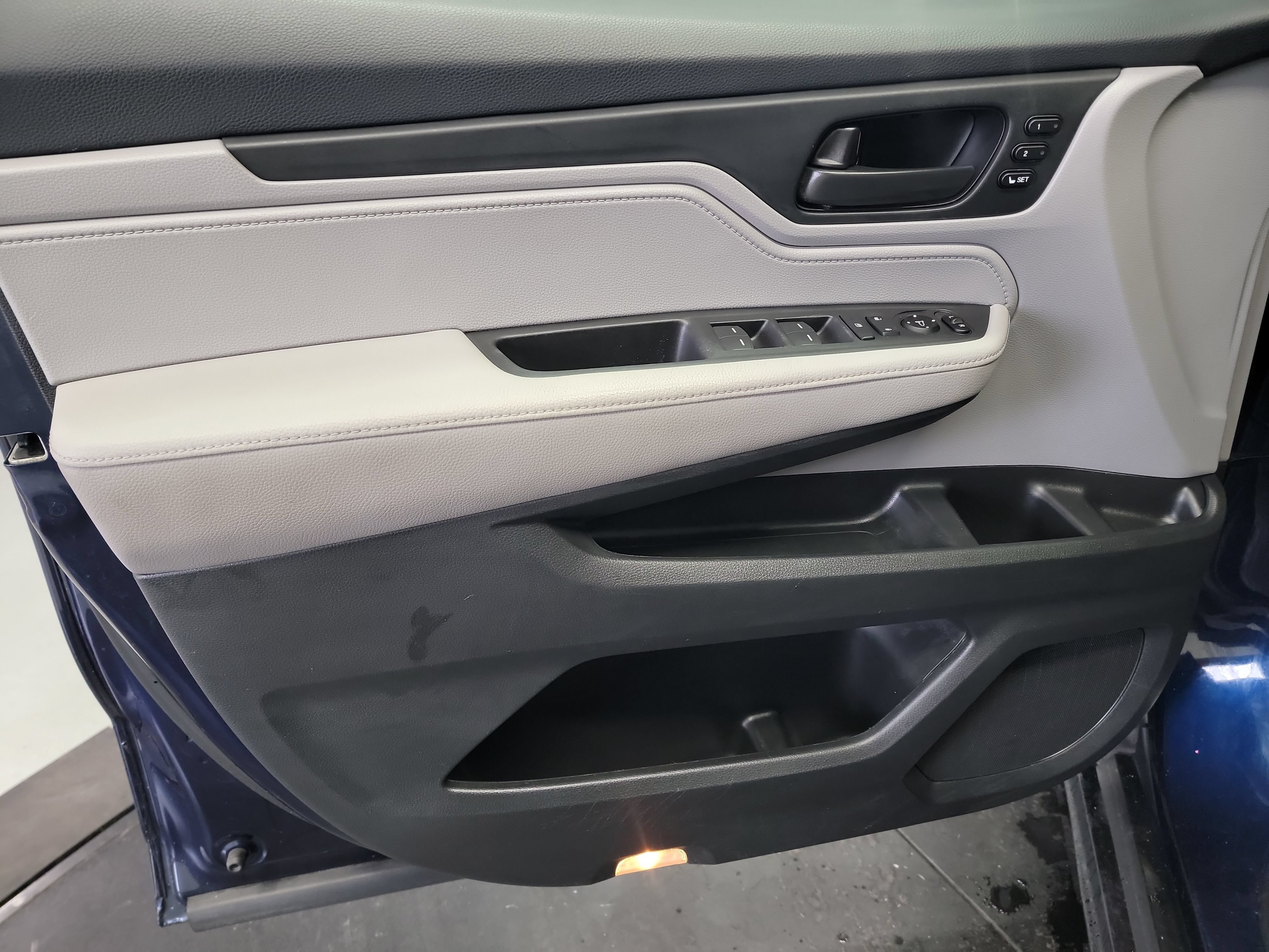 Used 2021 Honda Odyssey EX-L image 13