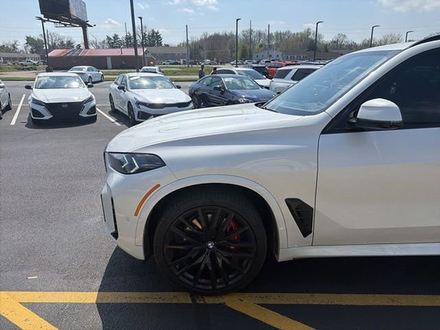 Used 2025 BMW X5 xDrive40i w/ Executive Package image 11