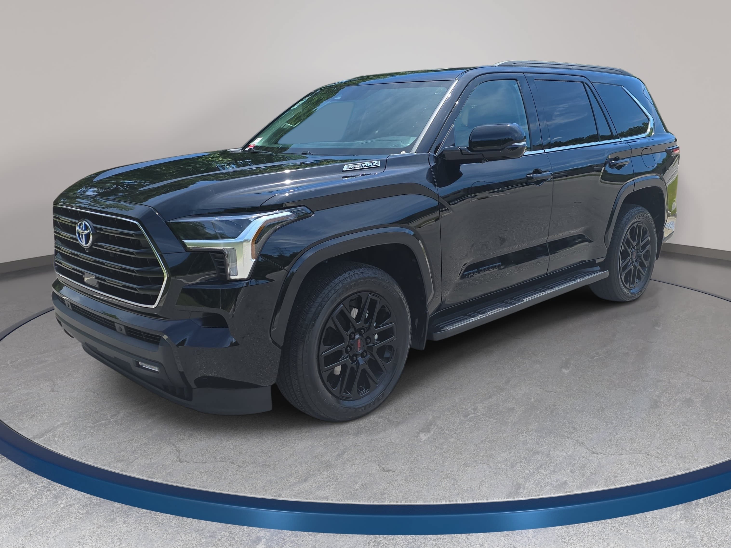 Used 2023 Toyota Sequoia SR5 w/ SR5 Premium Package RWD image 1