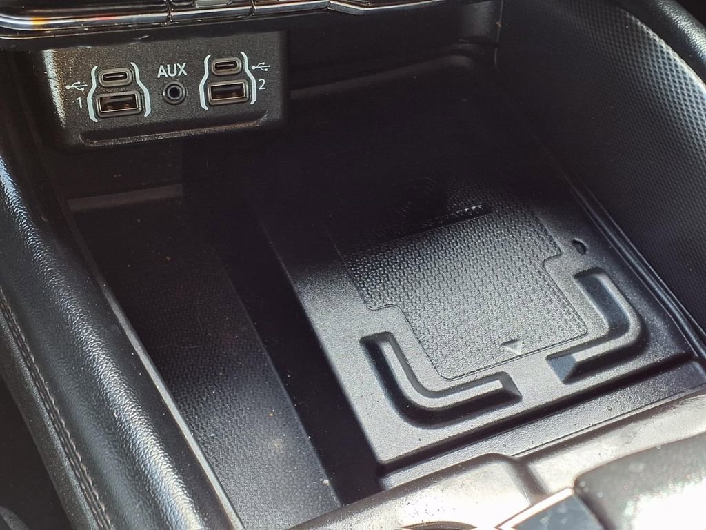 Used 2021 Dodge Durango R/T w/ Blacktop Package image 16