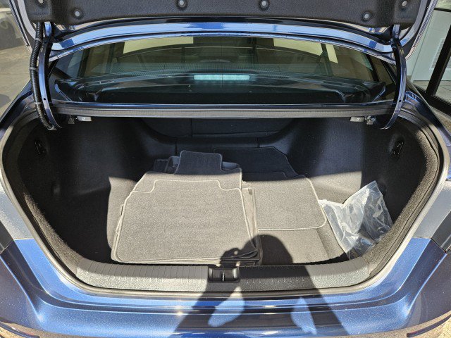 Used 2025 Honda Accord Touring image 10