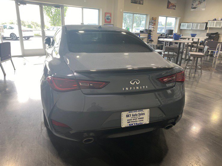 Used 2021 INFINITI Q60 Red Sport 400 w/ Carbon Fiber Package RWD image 6
