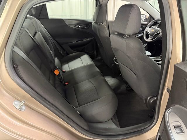 Used 2018 Chevrolet Malibu LT FWD image 8