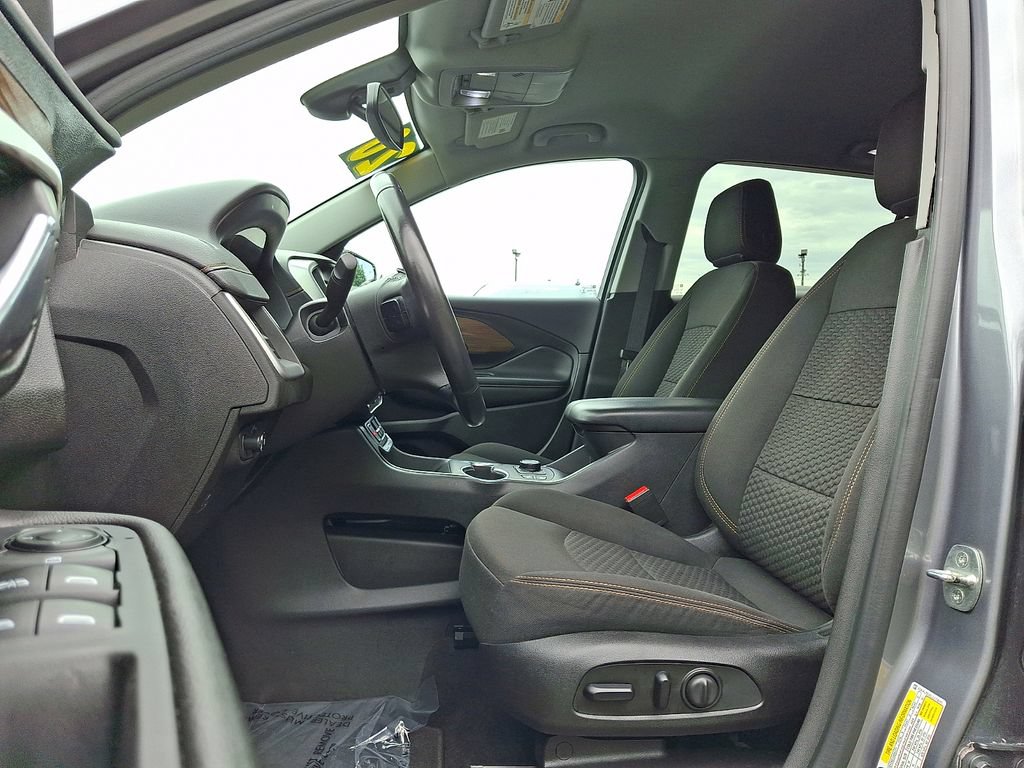 Certified 2020 GMC Terrain SLE w/ Driver Convenience Package AWD/4WD image 13
