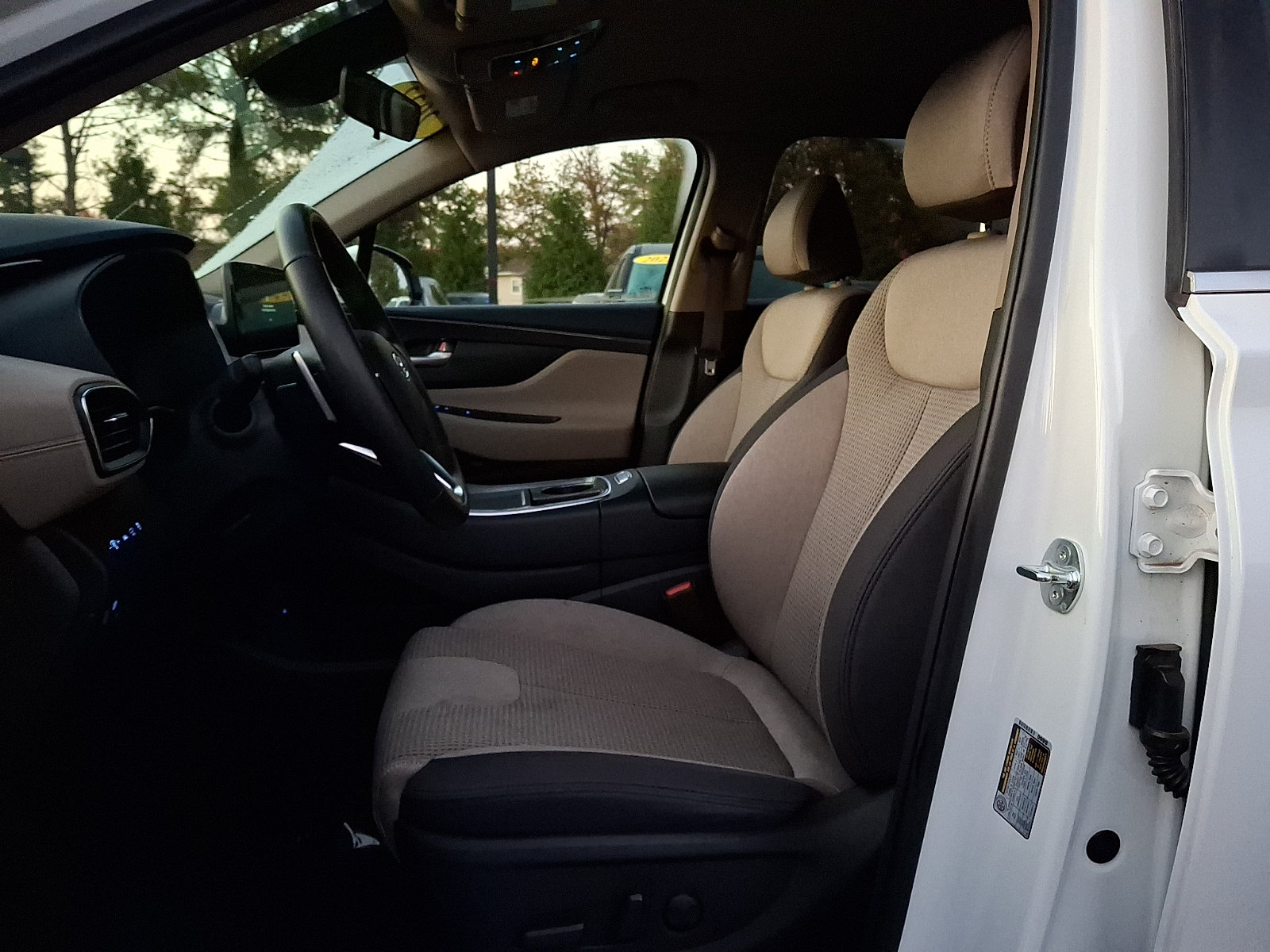 Certified 2023 Hyundai Santa Fe SEL AWD/4WD image 12