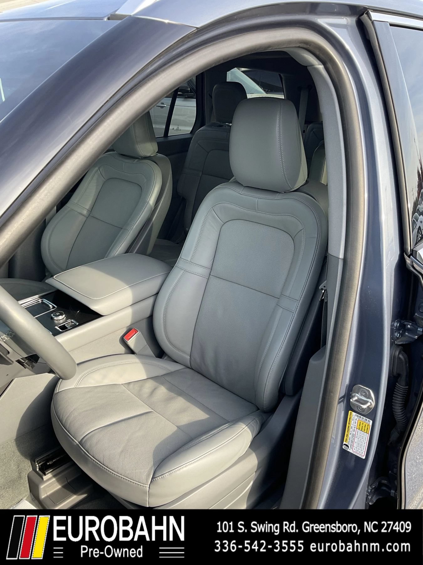 Used 2021 Lincoln Aviator Reserve w/ Elements Package Plus RWD image 6