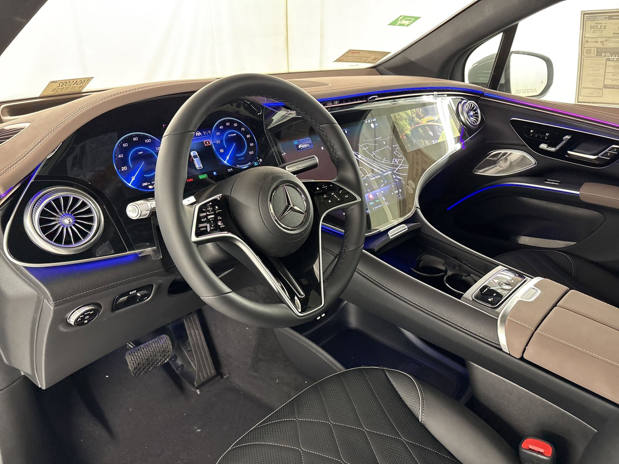 New 2026 Mercedes-Benz EQS 550 4MATIC SUV image 4