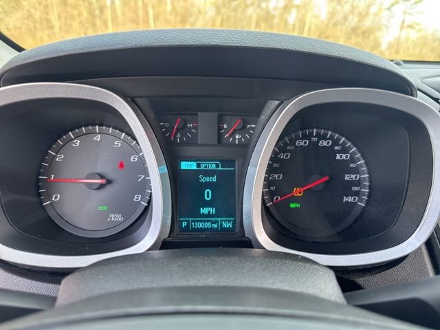 Used 2017 Chevrolet Equinox LS image 23