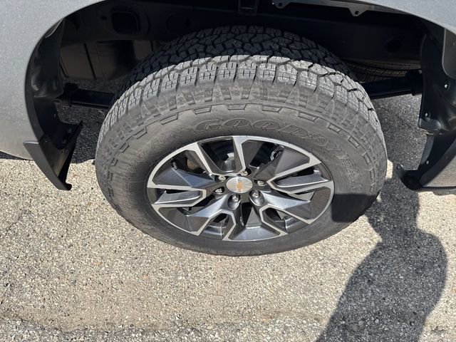 Certified 2025 Chevrolet Silverado 1500 LT image 23