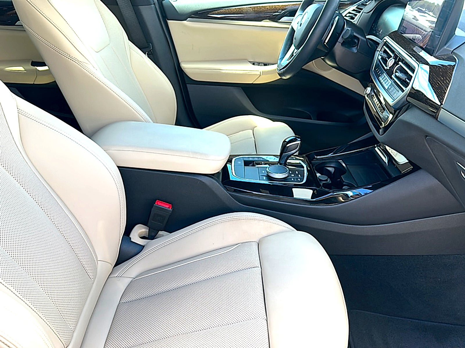 Used 2024 BMW X3 sDrive30i w/ Premium Package RWD image 27