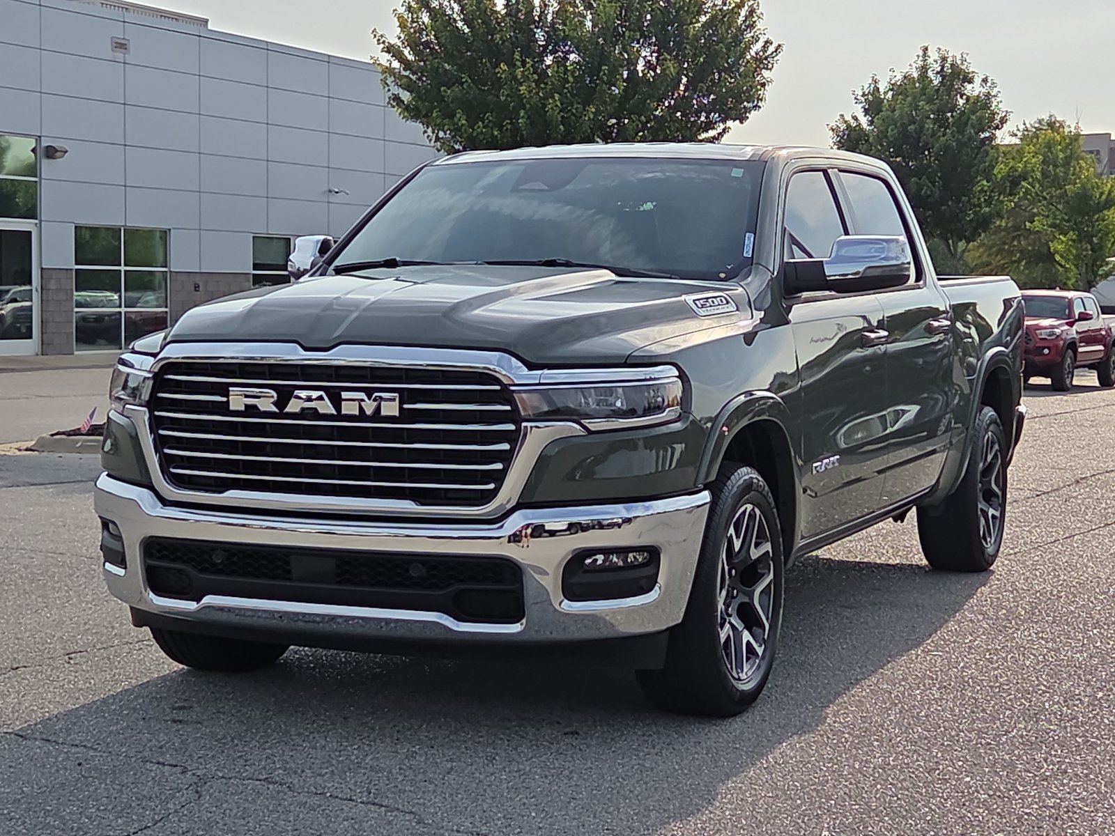 Used 2026 RAM 1500 Laramie AWD/4WD image 2