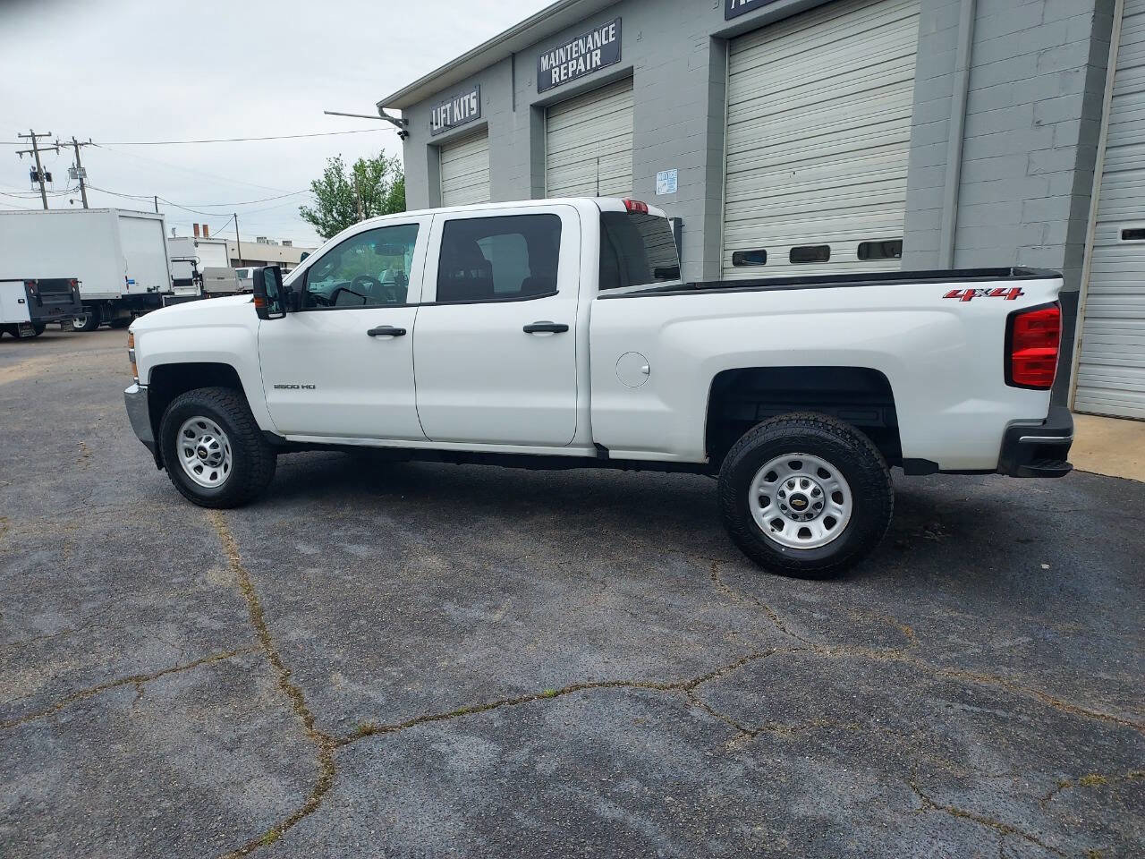 Used 2018 Chevrolet Silverado 2500 W/T w/ WT Convenience Package image 7
