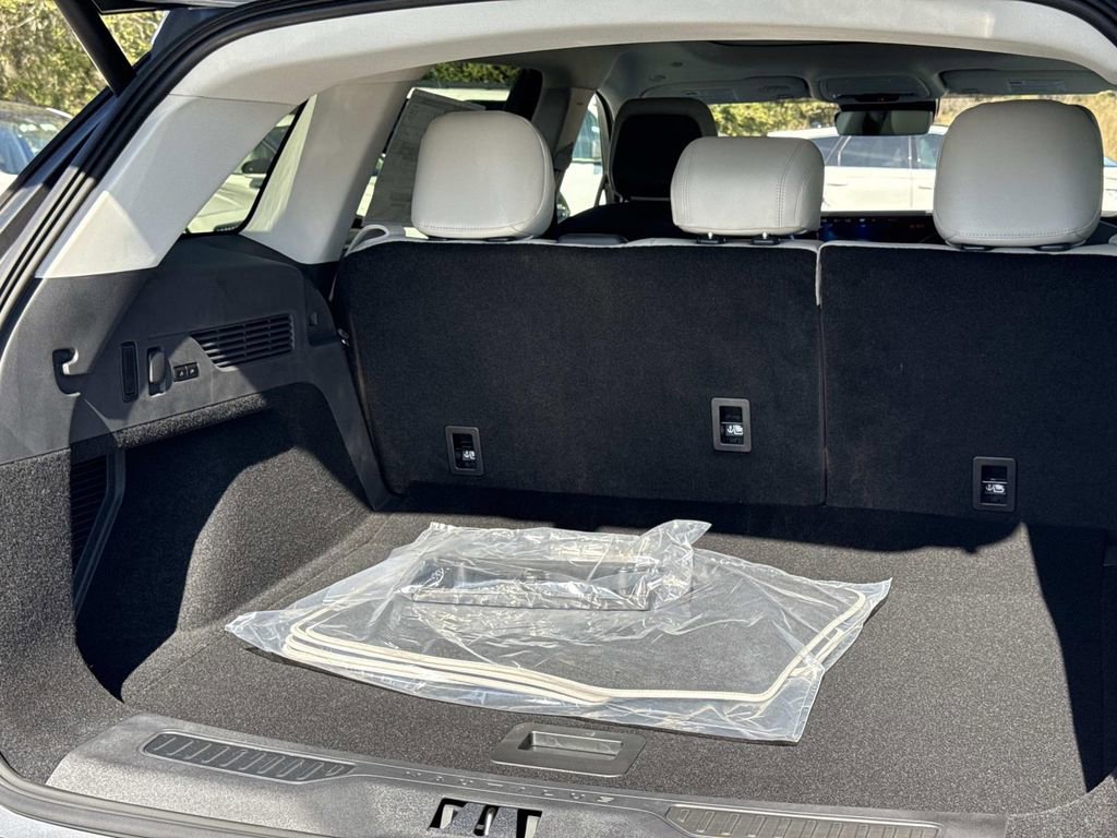 New 2026 Lincoln Nautilus Premier w/ Equipment Group 102A image 11