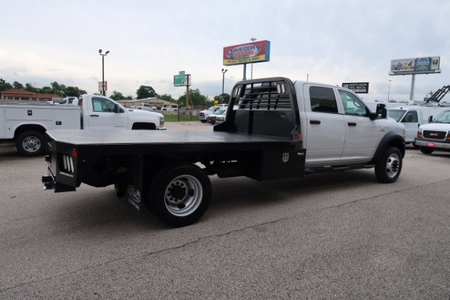 Used 2024 RAM 5500 Tradesman w/ Chrome Appearance Group AWD/4WD image 4