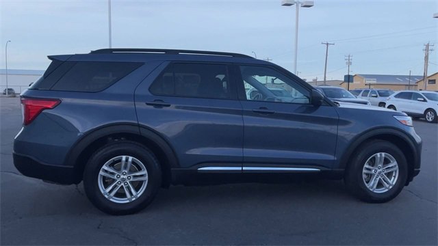 Used 2021 Ford Explorer XLT w/ Equipment Group 202A image 2