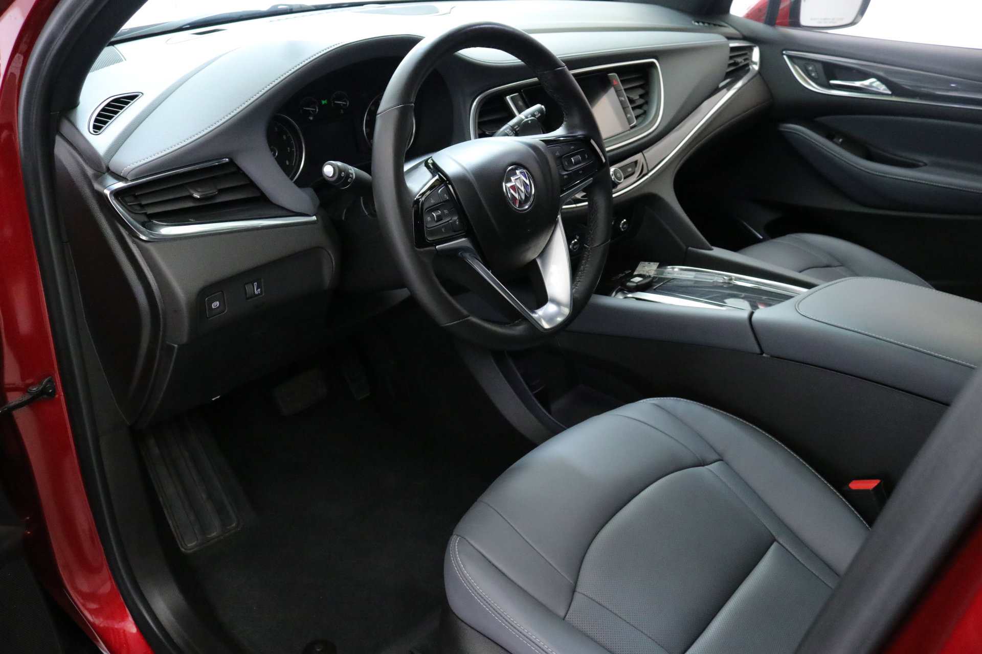 Used 2023 Buick Enclave Essence w/ Experience Buick Package image 22