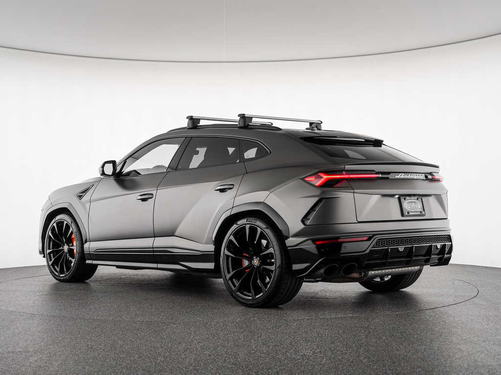 Used 2022 Lamborghini Urus AWD/4WD image 3