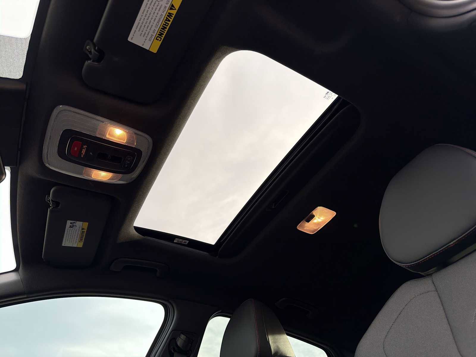 Certified 2025 Hyundai Elantra N Line image 16