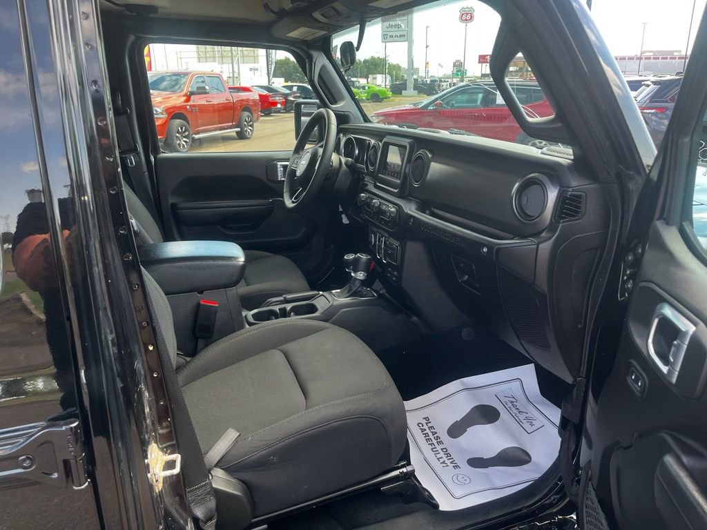 Used 2024 Jeep Wrangler Unlimited Rubicon 4xe image 44