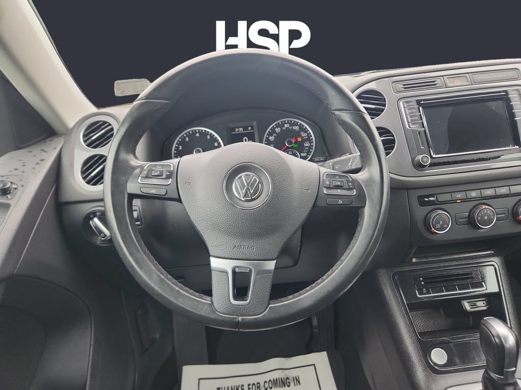 Used 2017 Volkswagen Tiguan Limited w/ Premium Package FWD image 12