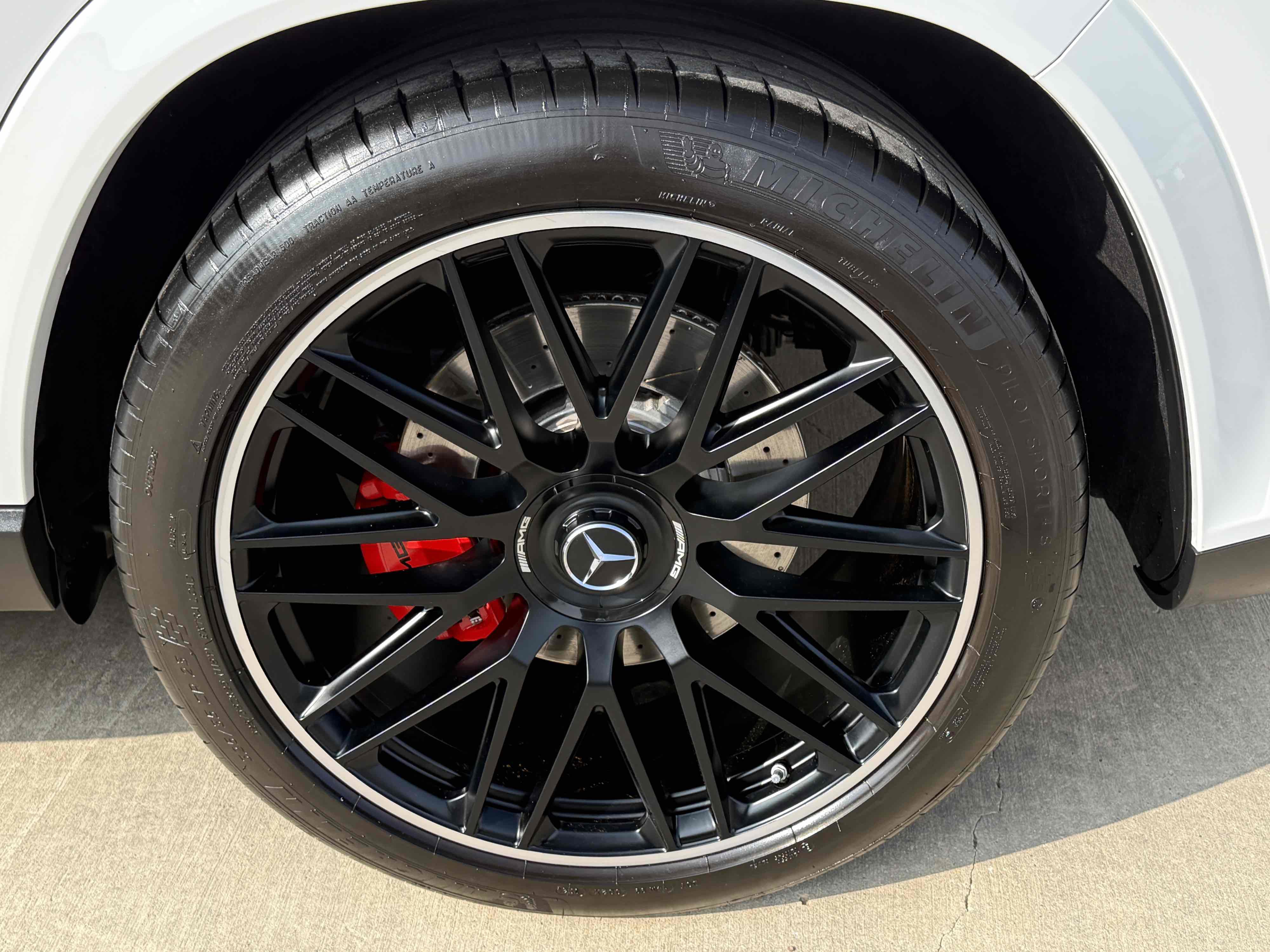 Used 2024 Mercedes-Benz GLS 63 AMG 4MATIC image 78