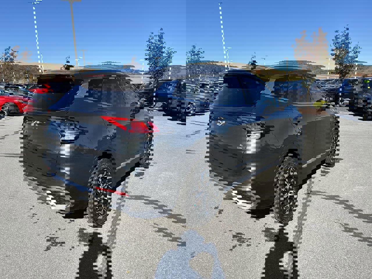 Used 2023 Kia Sportage EX image 7