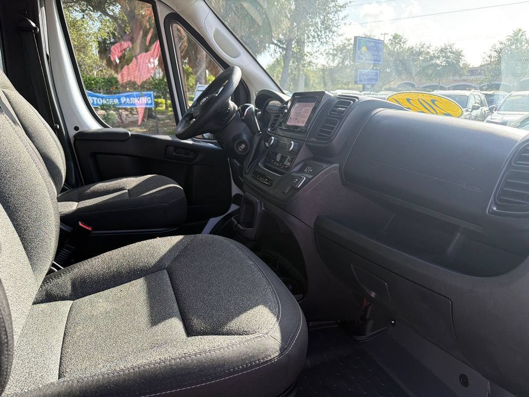 Used 2024 RAM ProMaster 2500 FWD image 12