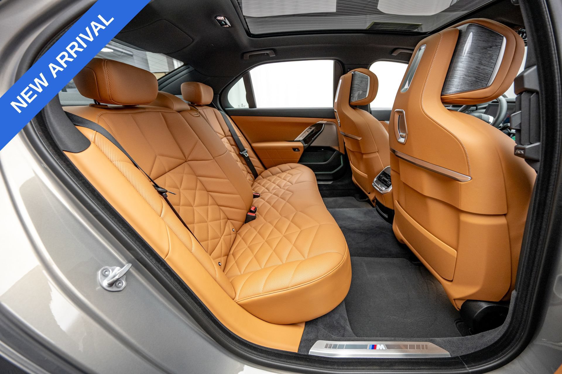 Used 2023 BMW 740i RWD image 14
