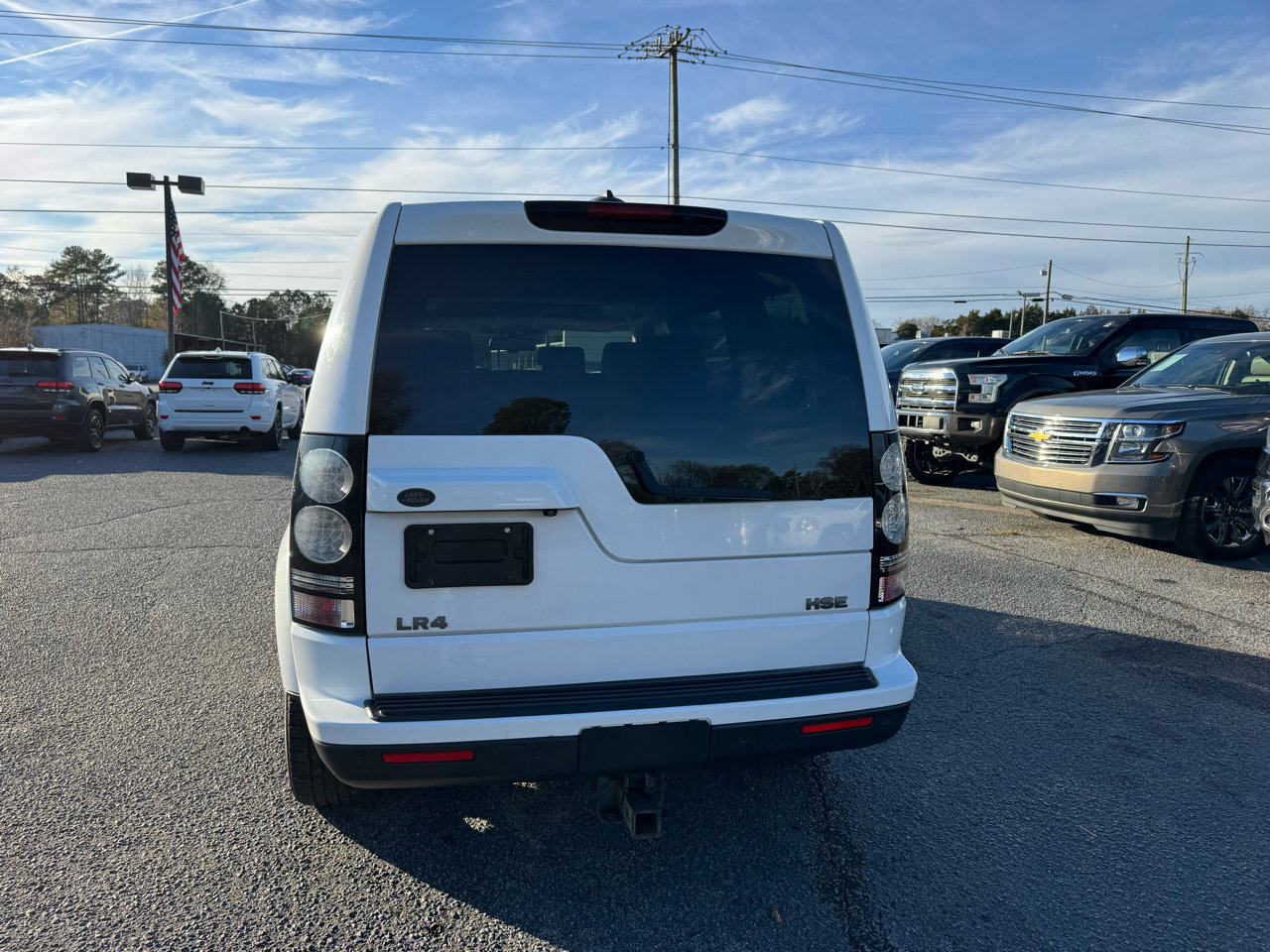 Used 2016 Land Rover LR4 HSE image 4