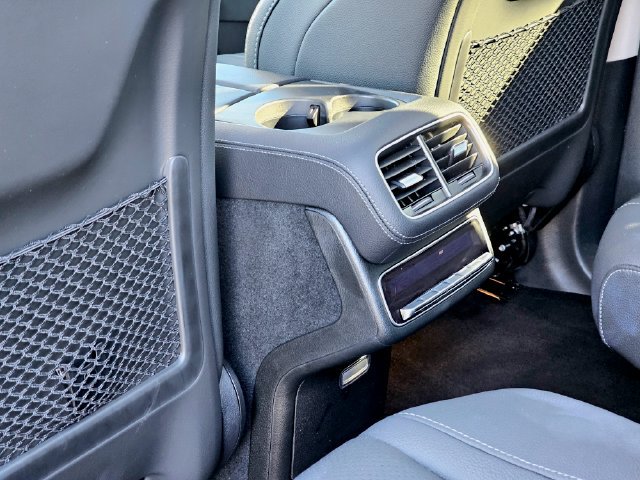 Certified 2026 Mercedes-Benz GLS 450 4MATIC image 30