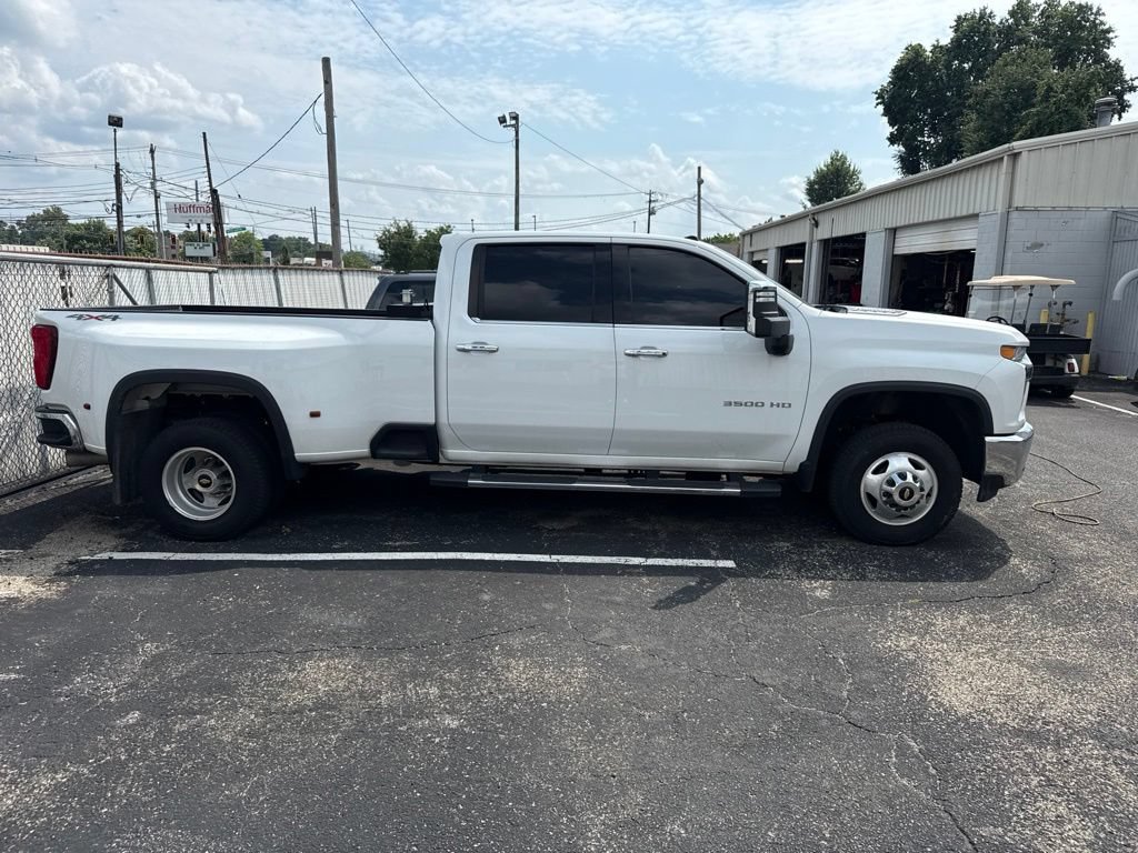 Used 2021 Chevrolet Silverado 3500 LTZ w/ Gooseneck/5TH Wheel Package AWD/4WD image 2