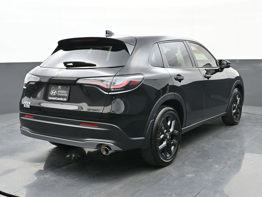 Used 2025 Honda HR-V Sport image 3