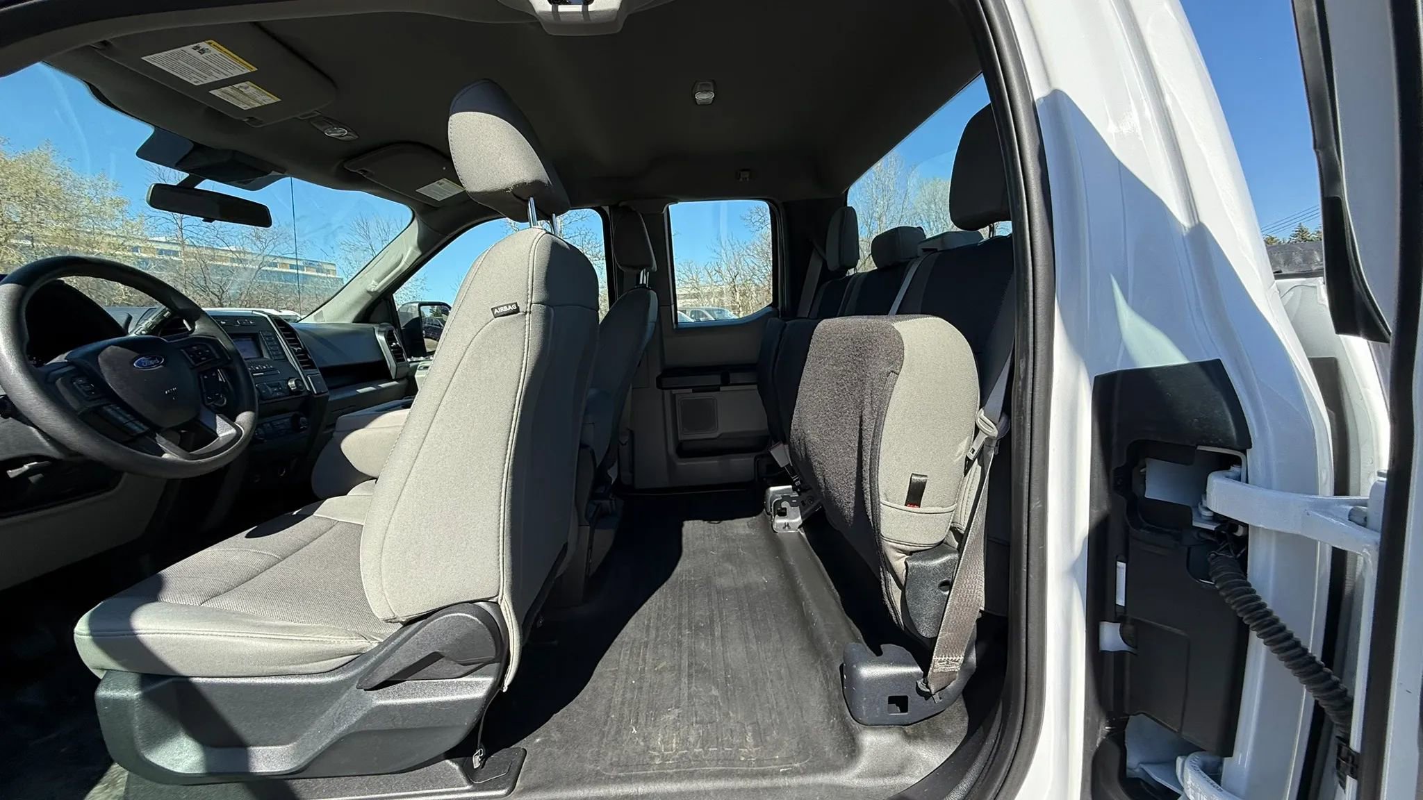 Used 2019 Ford F150 XL w/ Equipment Group 101A Mid AWD/4WD image 29