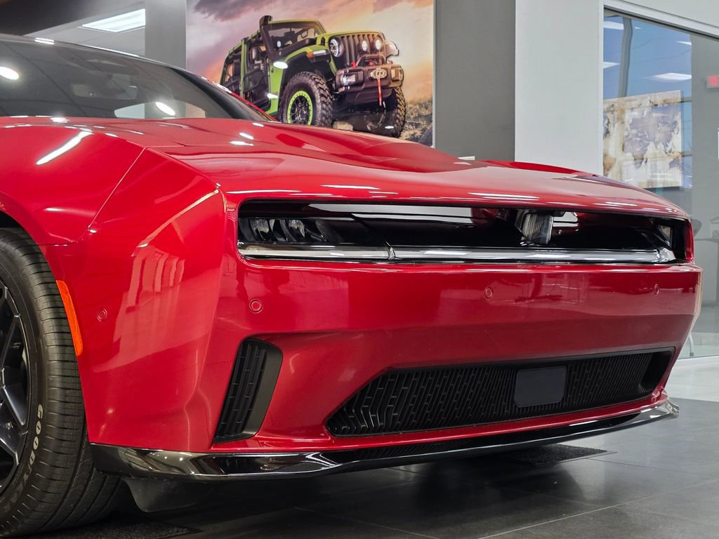 Used 2024 Dodge Charger R/T w/ Plus Group image 5