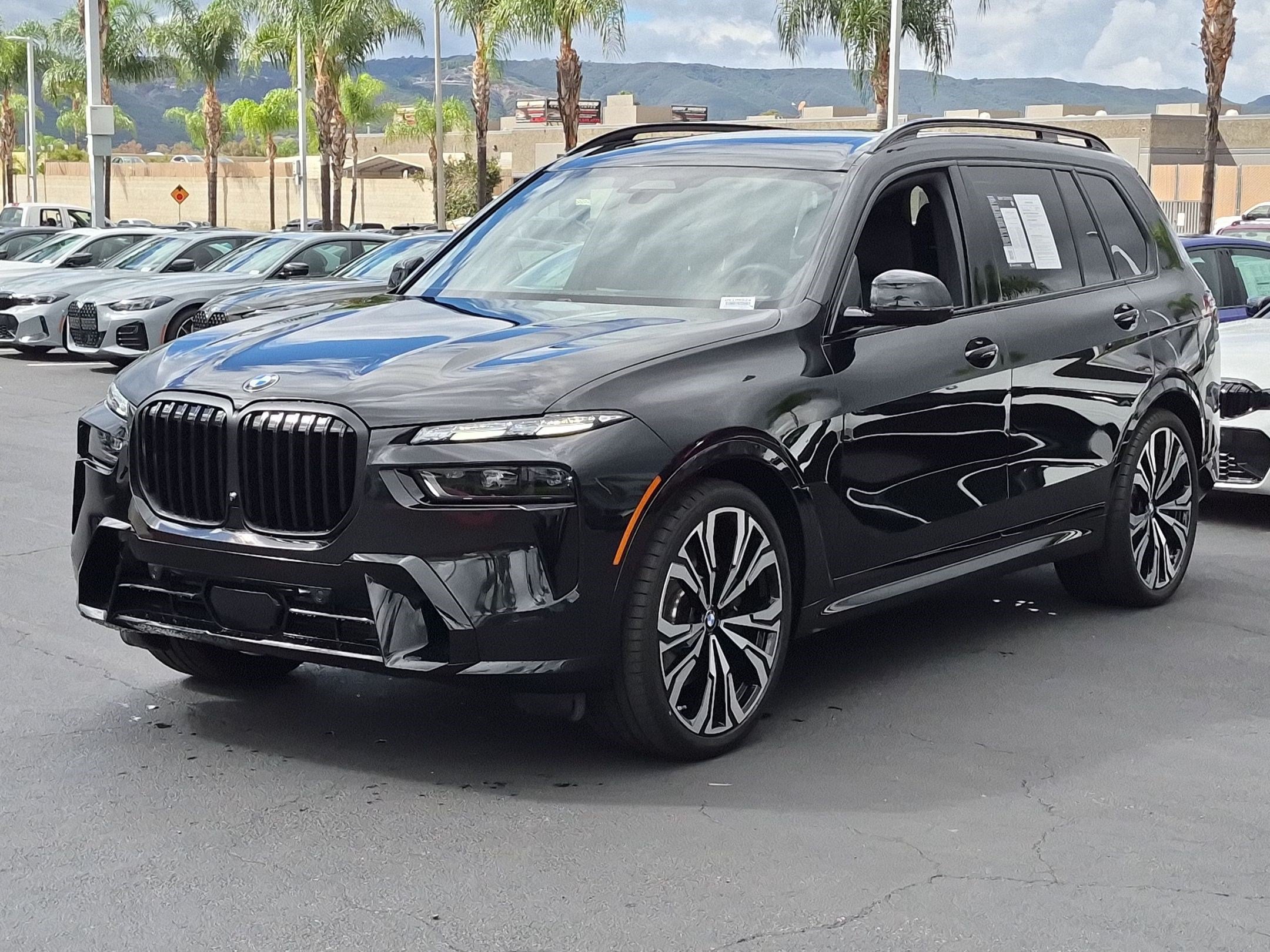 Certified 2026 BMW X7 xDrive40i w/ Executive Package AWD/4WD image 5