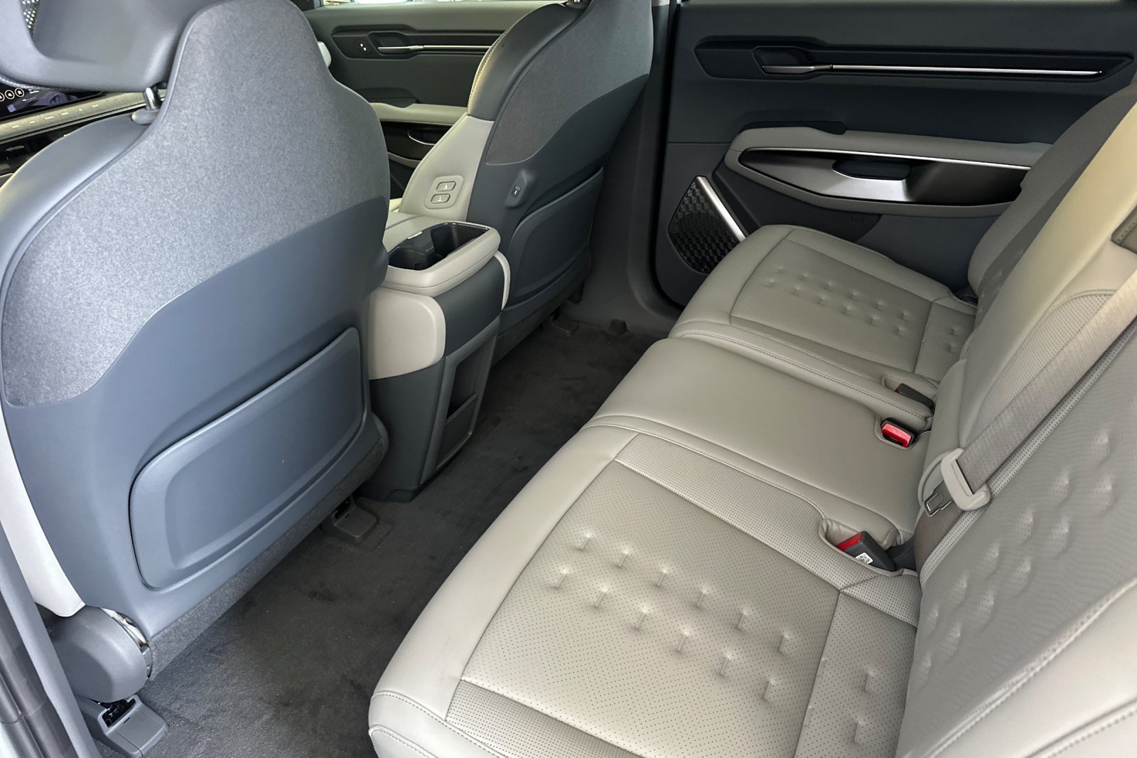New 2026 Kia EV9 Wind AWD/4WD image 12