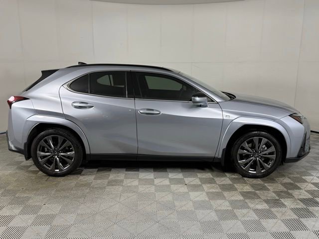Used 2024 Lexus UX 250h F Sport image 8