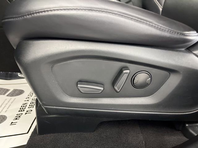 Used 2023 Ford Explorer XLT w/ Equipment Group 202A image 32