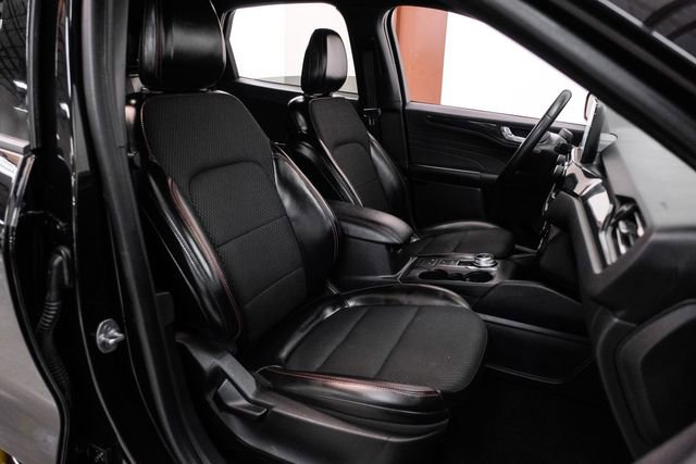 Used 2023 Ford Escape ST-Line image 26