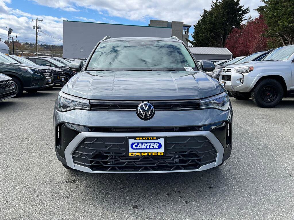 New 2026 Volkswagen Taos SE AWD/4WD image 3