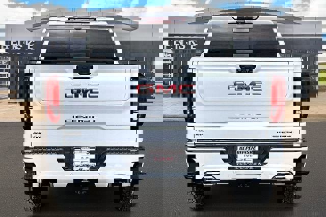New 2026 GMC Sierra 1500 Denali w/ Technology Package image 4