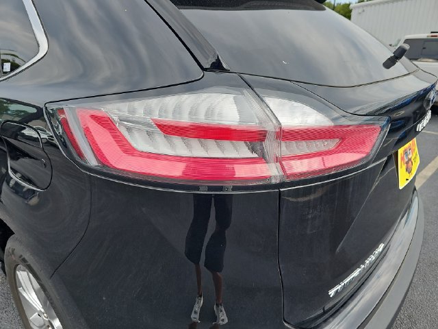 Certified 2023 Ford Edge Titanium AWD/4WD image 36