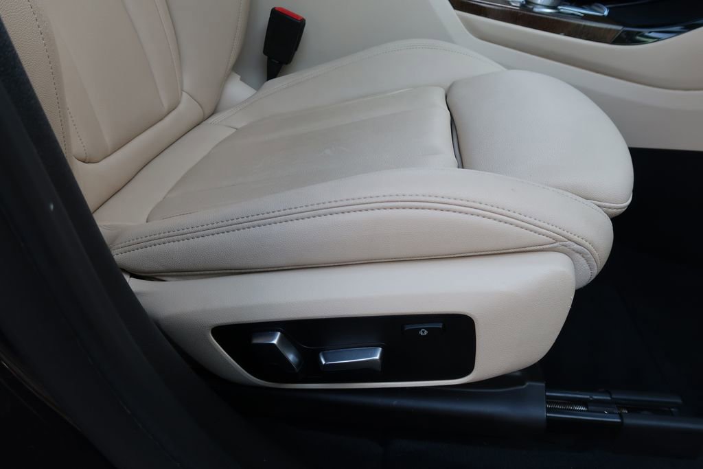 Used 2019 BMW X3 xDrive30i w/ Driving Assistance Package image 37