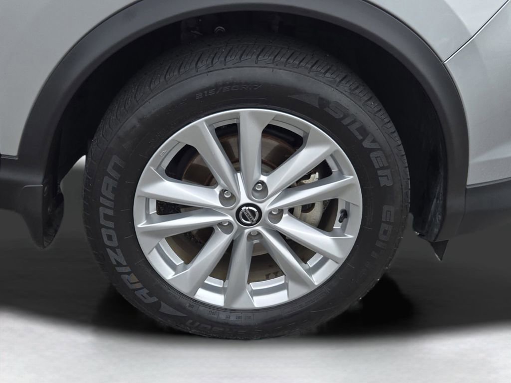 Used 2019 Nissan Rogue Sport SV w/ Technology Package image 6