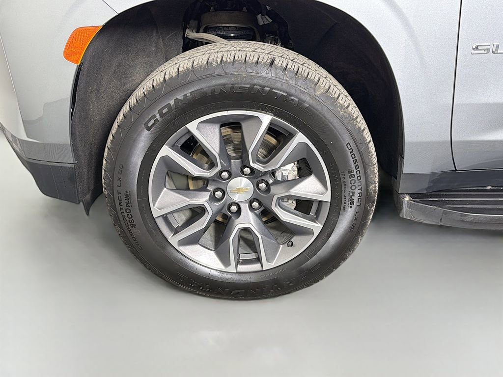 Used 2023 Chevrolet Suburban LS AWD/4WD image 31