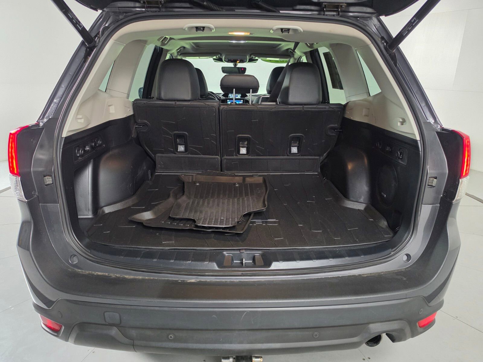 Used 2024 Subaru Forester Limited AWD/4WD image 19