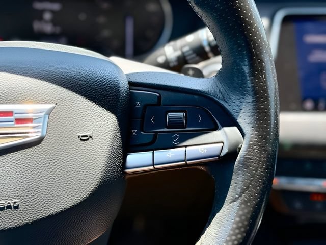 Used 2021 Cadillac XT4 Sport AWD/4WD image 33