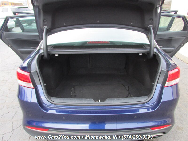 Used 2018 Kia Optima LX FWD image 14